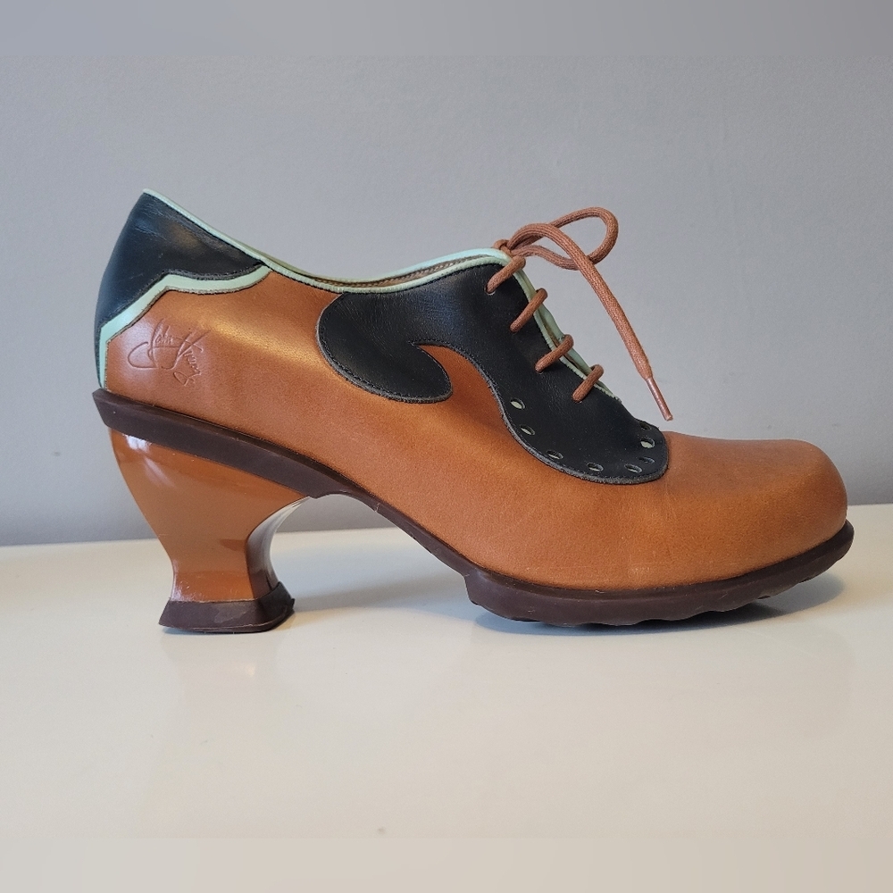 Fluevog Kitschy Kitschy Boom Boom Viv Low-heeled Leather Lace-up, VGUC, Size 8.5 - Picture 8 of 11